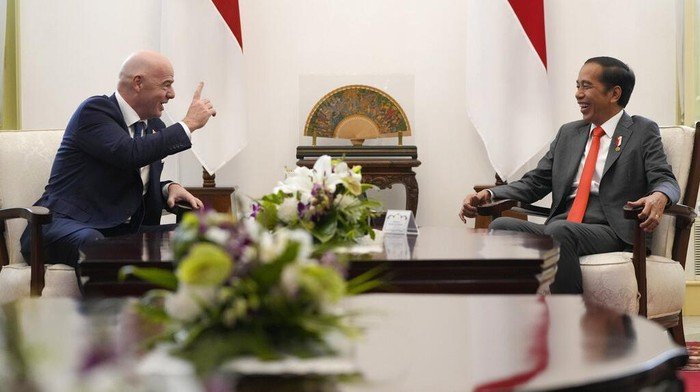 Presiden Jokowi Bakal Runtuhkan Stadion Kanjuruhan Dan Bangun Ulang Sesuai Standar FIFA
